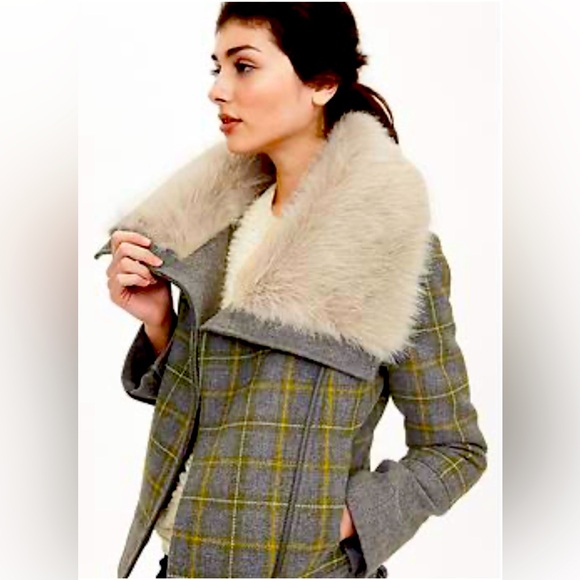 NWOT Banana Republic Plaid Moto
Jacket faux-fur collar women's small pea coat - Picture 1 of 7